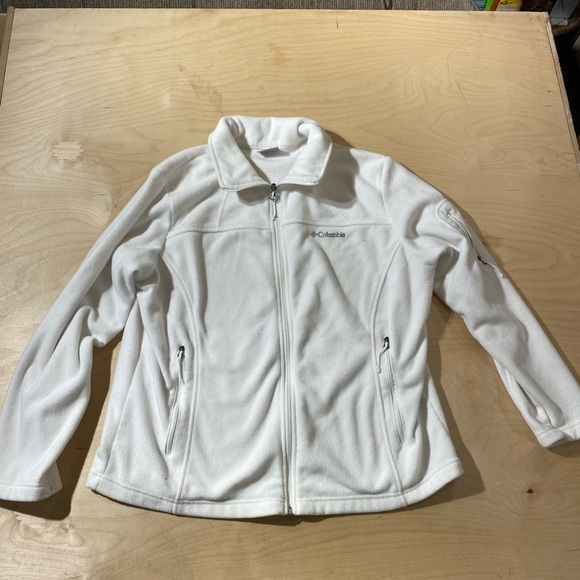 Columbia Women's White Fleece Jacket 1X (MK) - Picture 1 of 8
